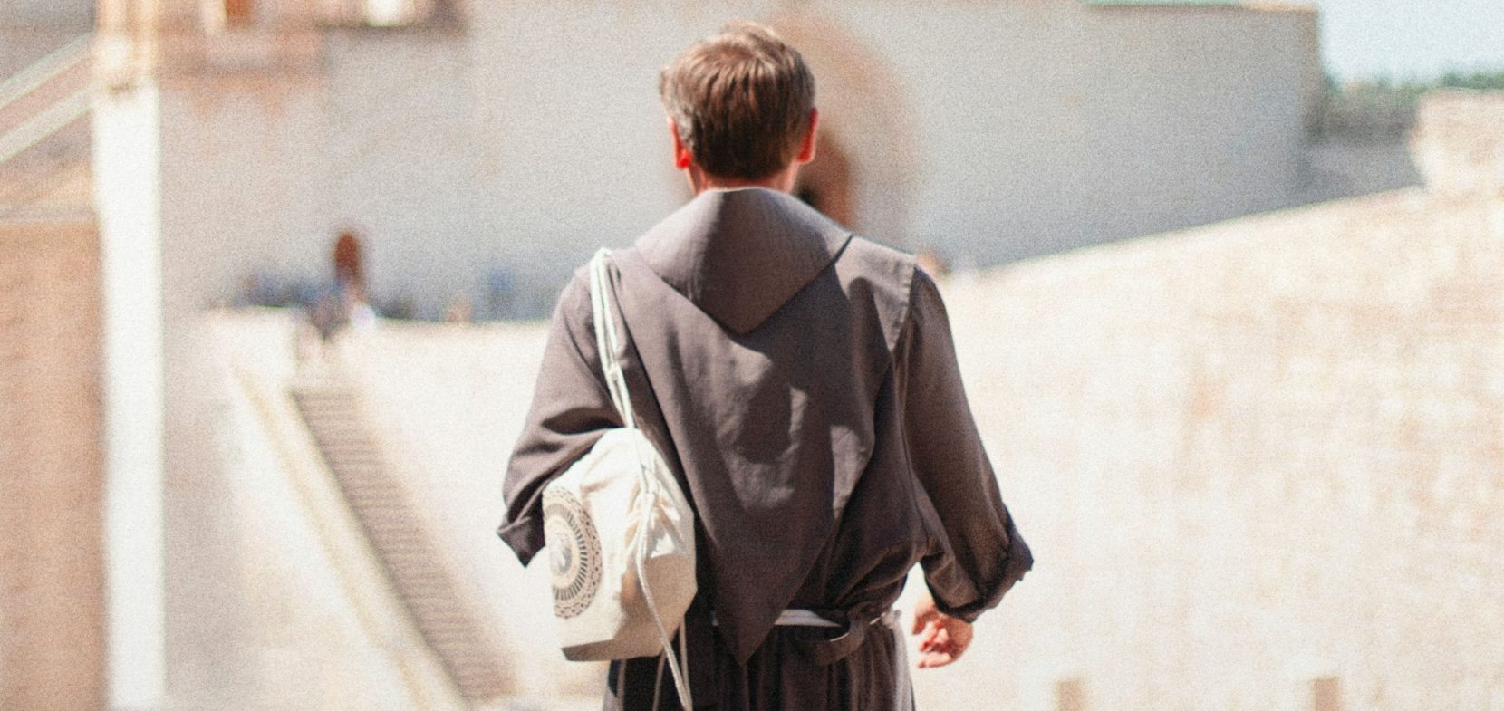 Die spirituelle Kraft der Armut in der Nachfolge Jesu